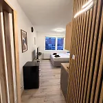 Skyview Vlcince With Private Parking *