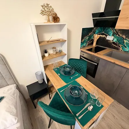 Apartamento Skyview Vlcince With Private Parking